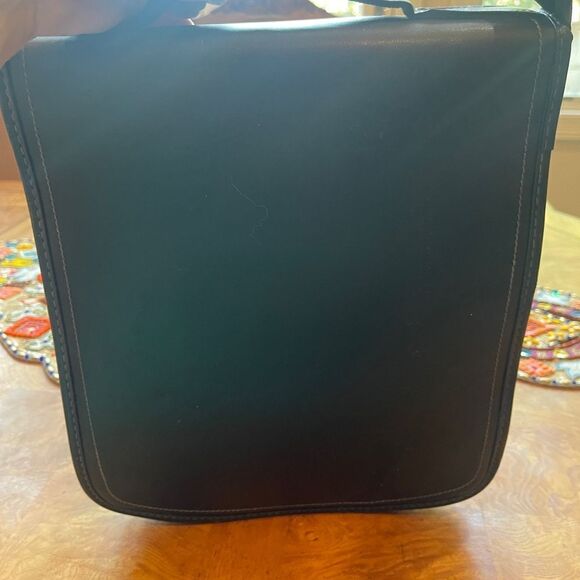 No Boundaries CD/DVD and Data Storage Disk Case – - Picture 13 of 17